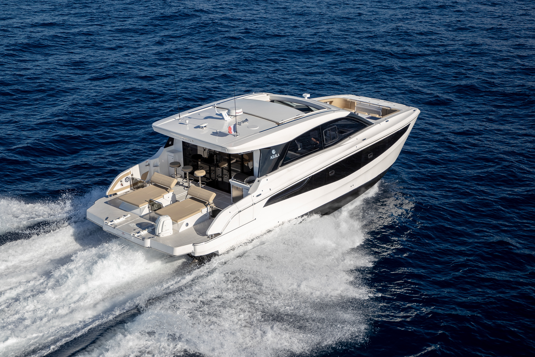 Aquila 46 Coupe