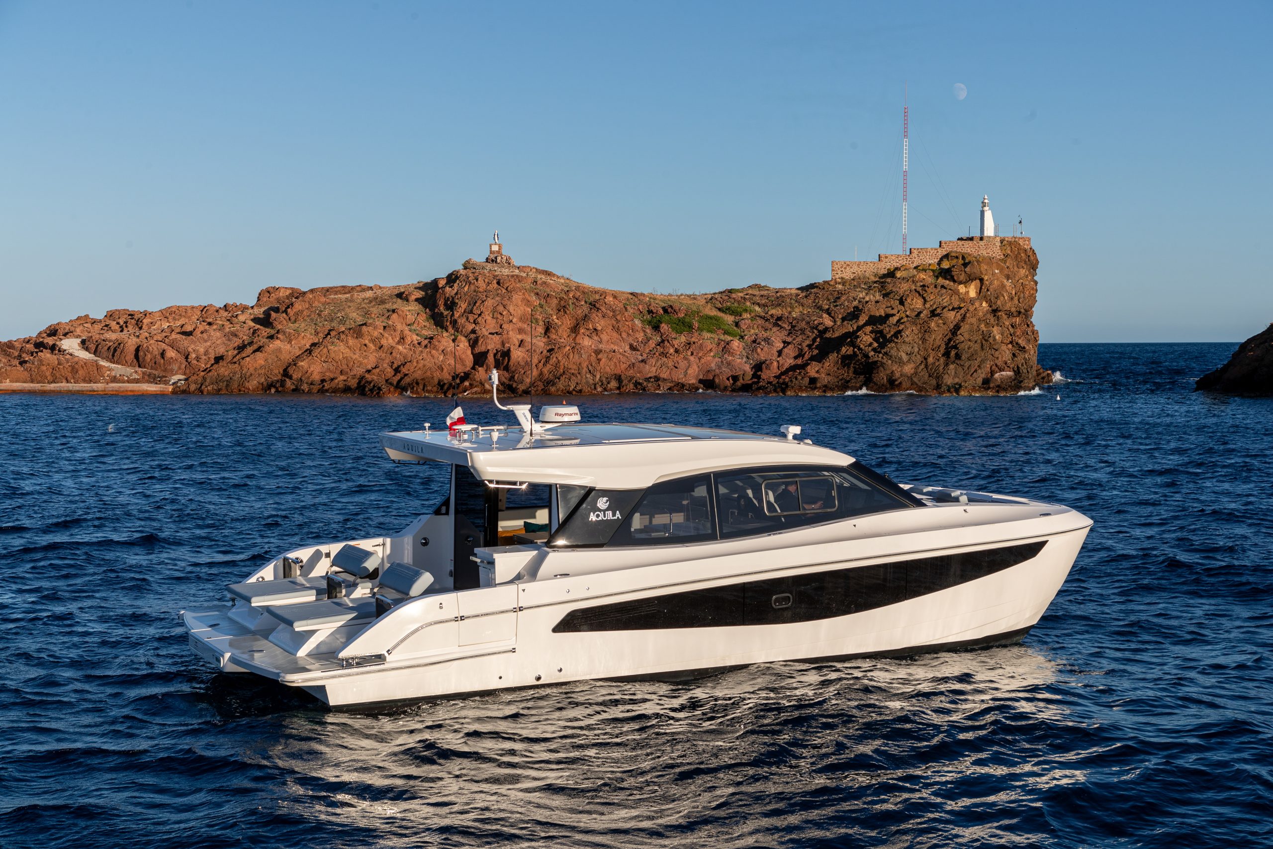 Aquila 42 Coupe
